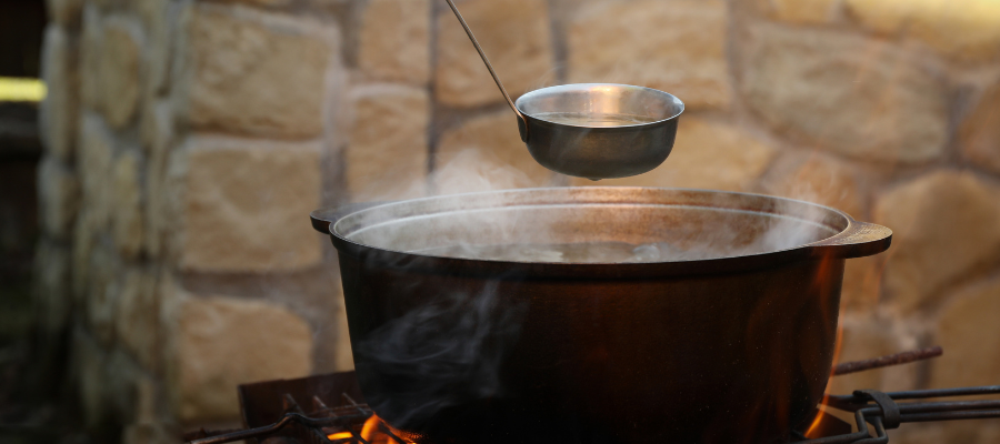 What’s the difference between bone broth, stock, bouillon and consommé? What’s the difference between bone broth, stock, bouillon and consommé?