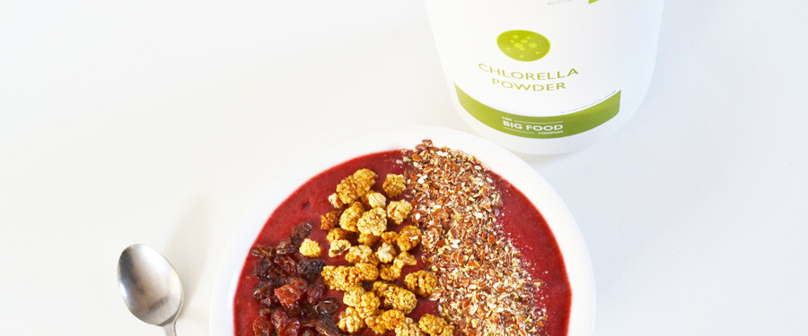 Recipe vegan chlorella smoothie bowl